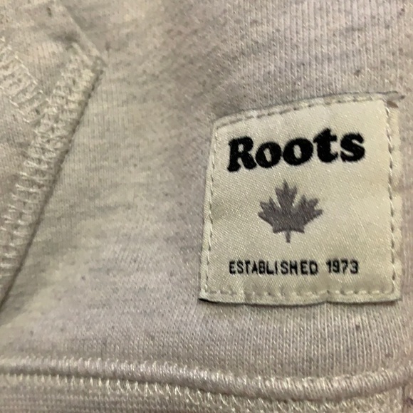 ROOTS - Picture 2 of 4